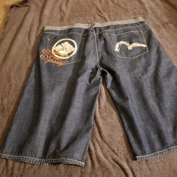 Evisu Shorts - Picture 6 of 10
